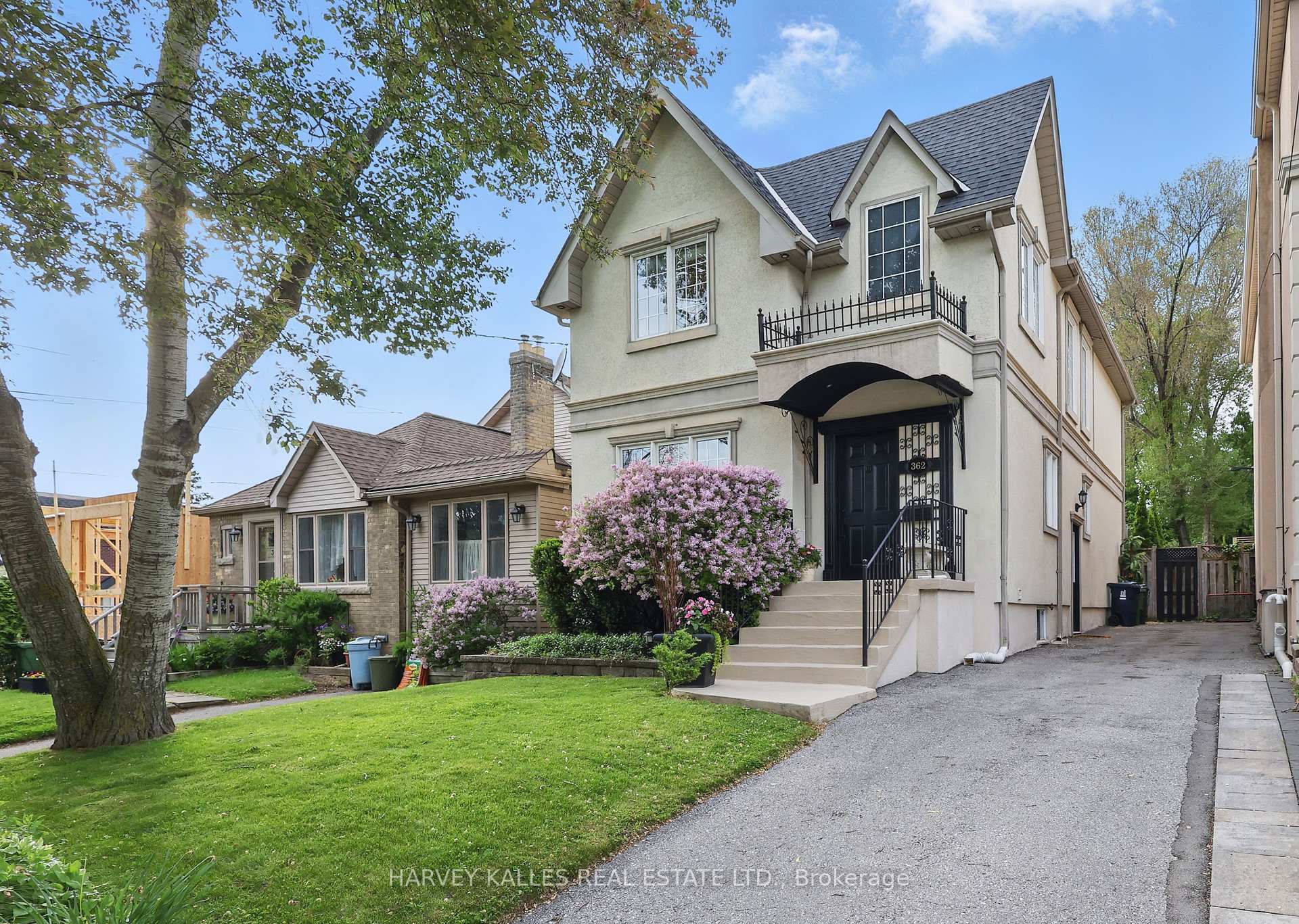 362 Broadway Avenue