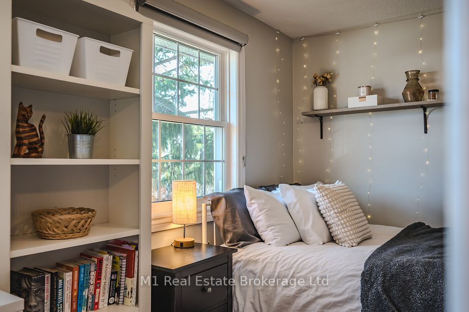 129 Victoria Road N 8
