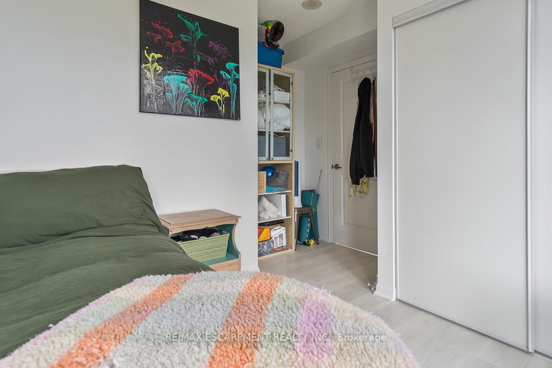 1 Bedroom Condo at 35 Bastion, Toronto For sale