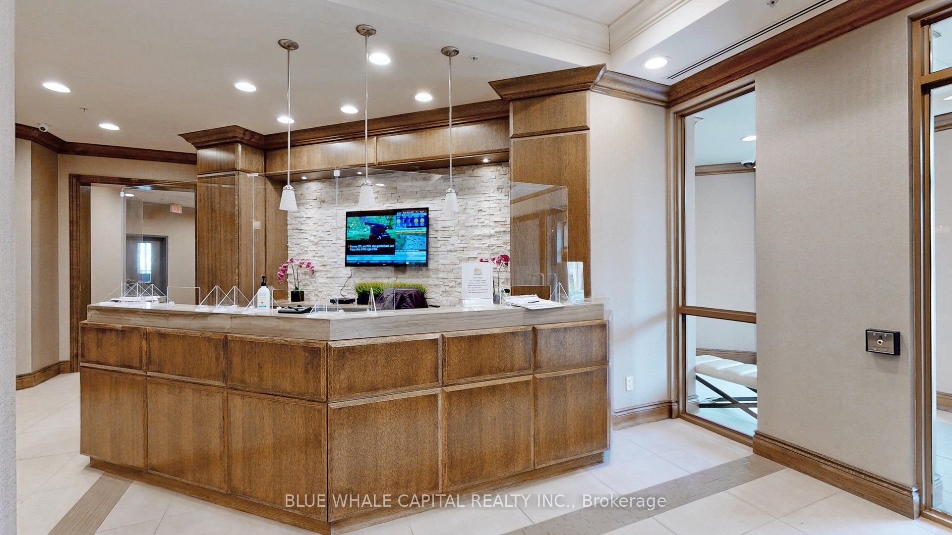 68 Main Street N, #426