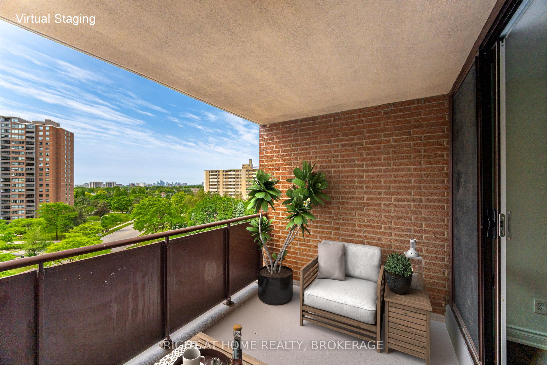3 Bedrooms Condo at 714 The West Mall, Toronto For sale