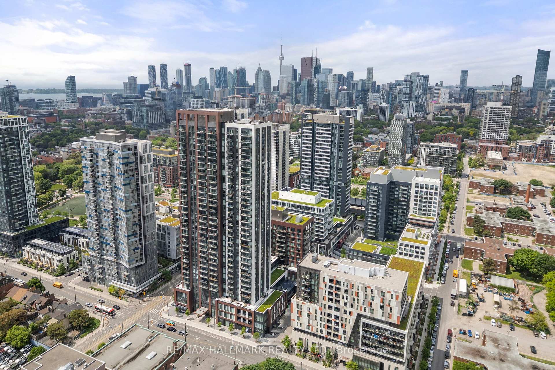 4 Bedrooms Condo at 130 River, Toronto For sale