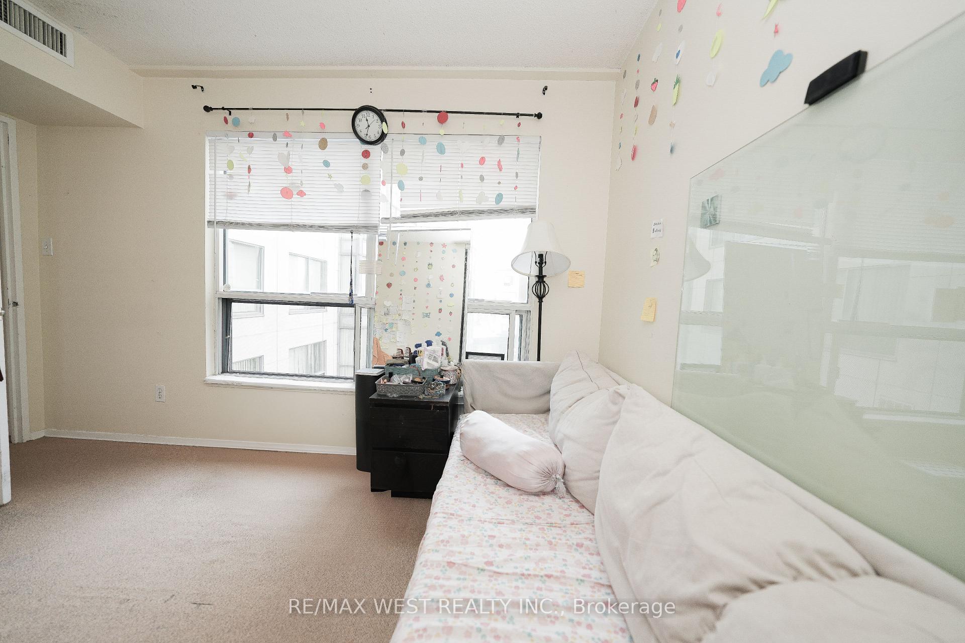 2 Bedrooms Condo at 1470 Midland, Toronto For sale