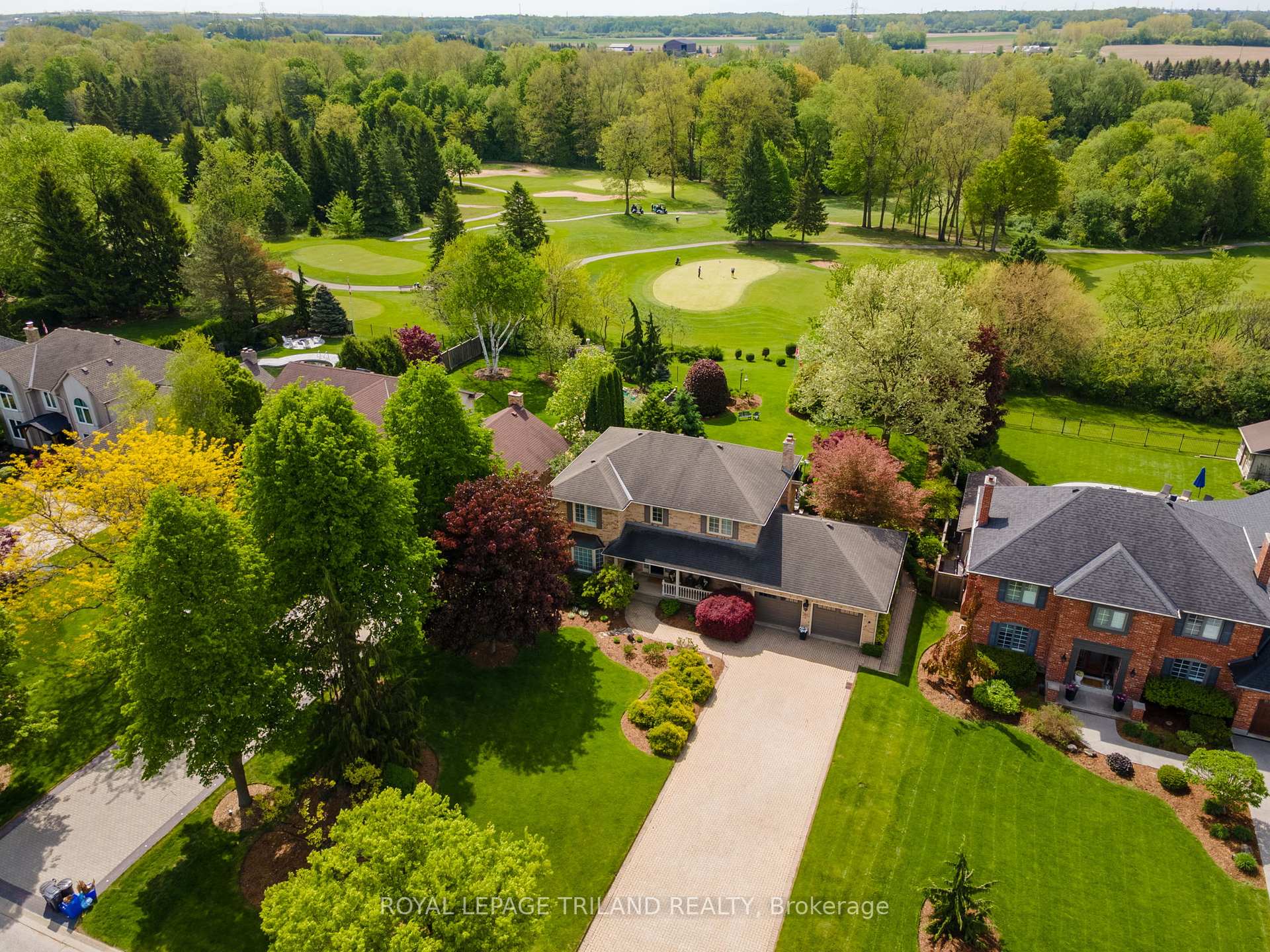 35 Kirk Drive, London South, ON N6P 1E2