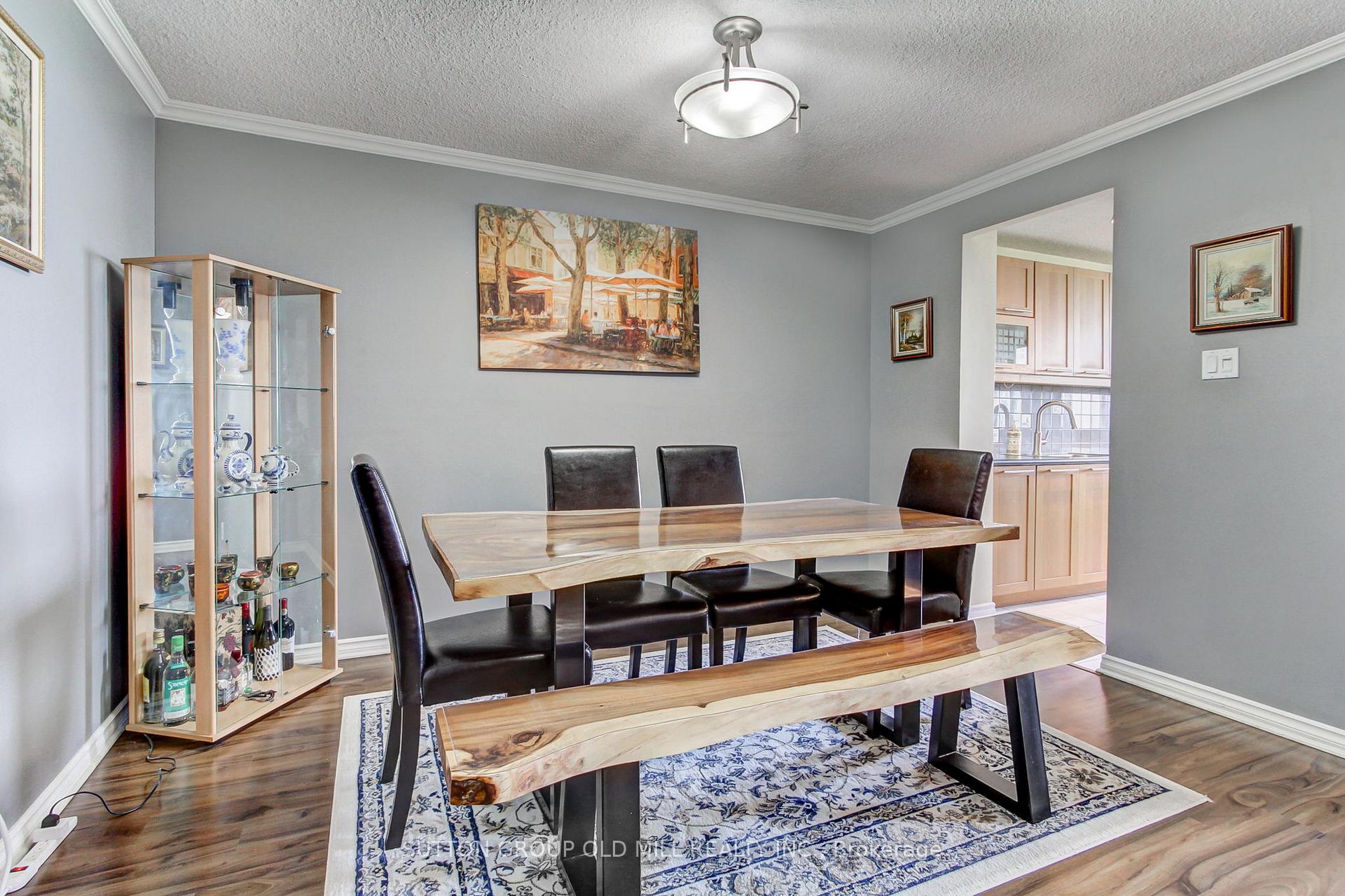3 Bedrooms Condo at 133 Torresdale, Toronto For sale