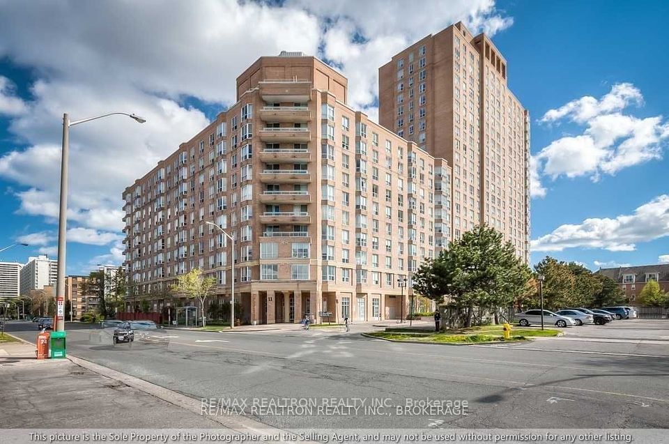 21 Overlea Boulevard