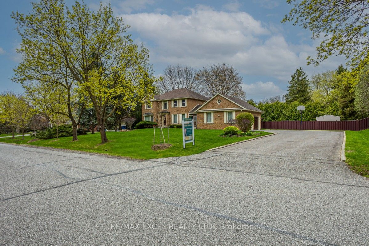 8 Boyd Court