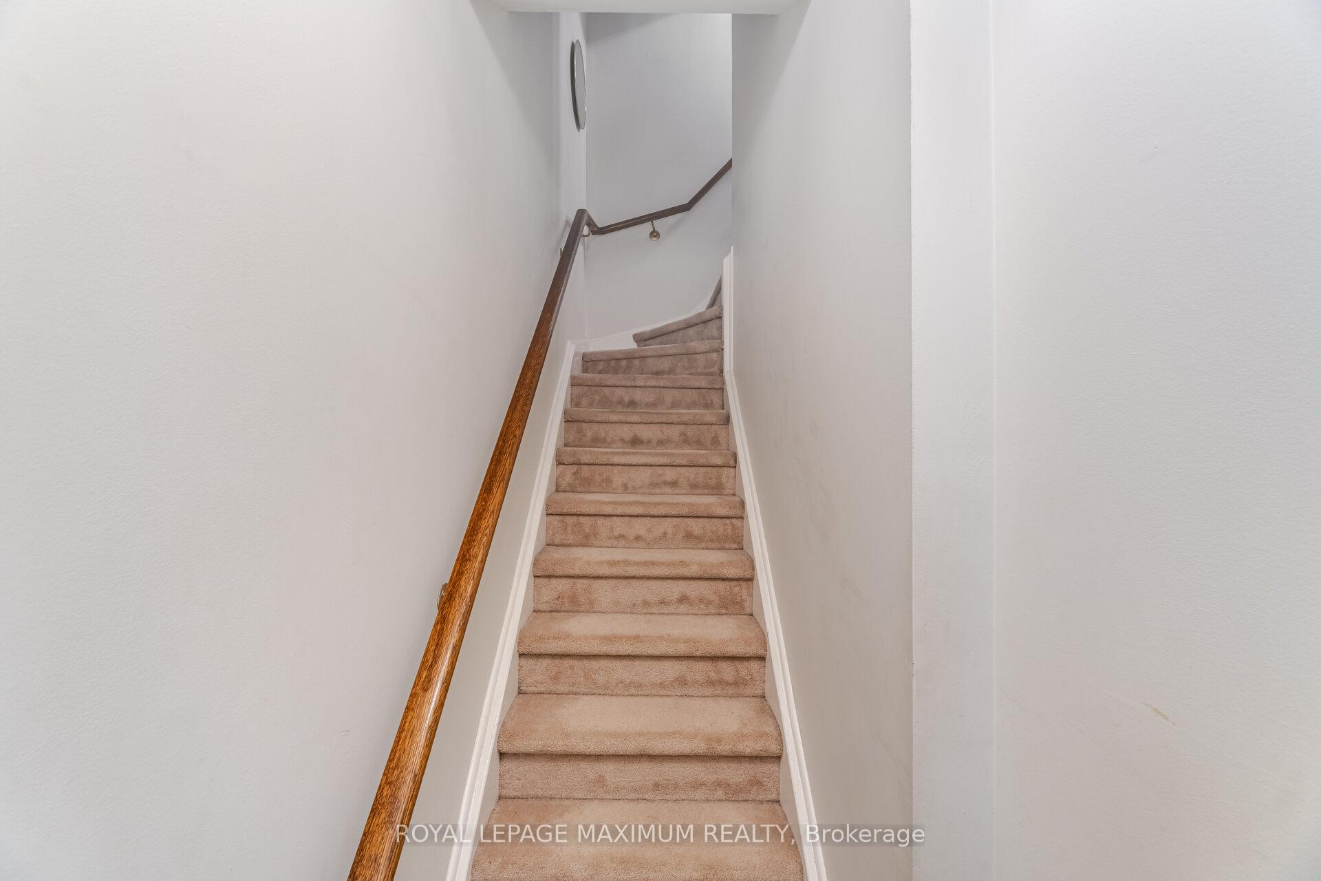 3 Bedrooms Condo at 760 Lawrence, Toronto For sale