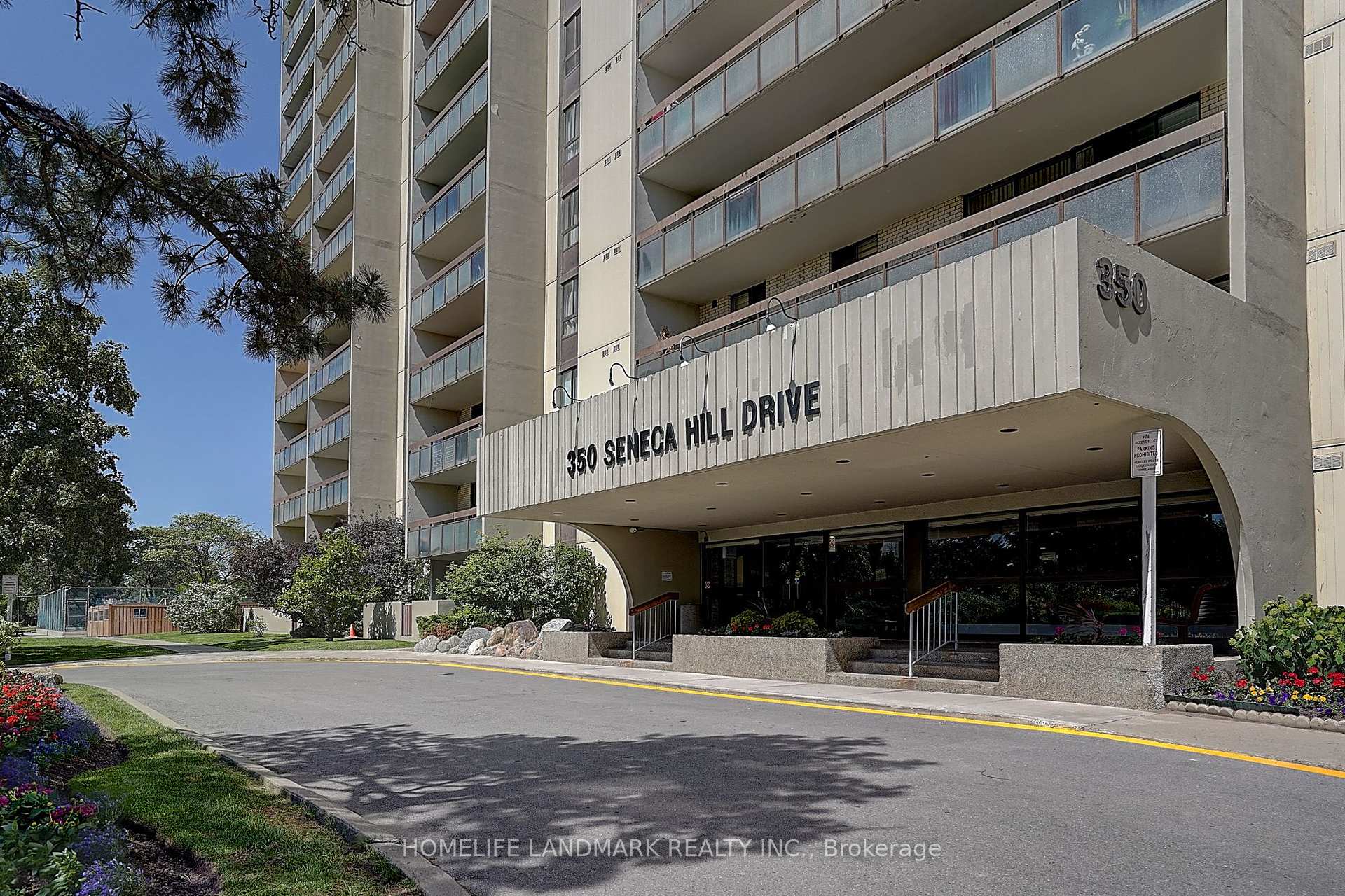 2 Bedrooms Condo at 350 Seneca Hill, Toronto For sale