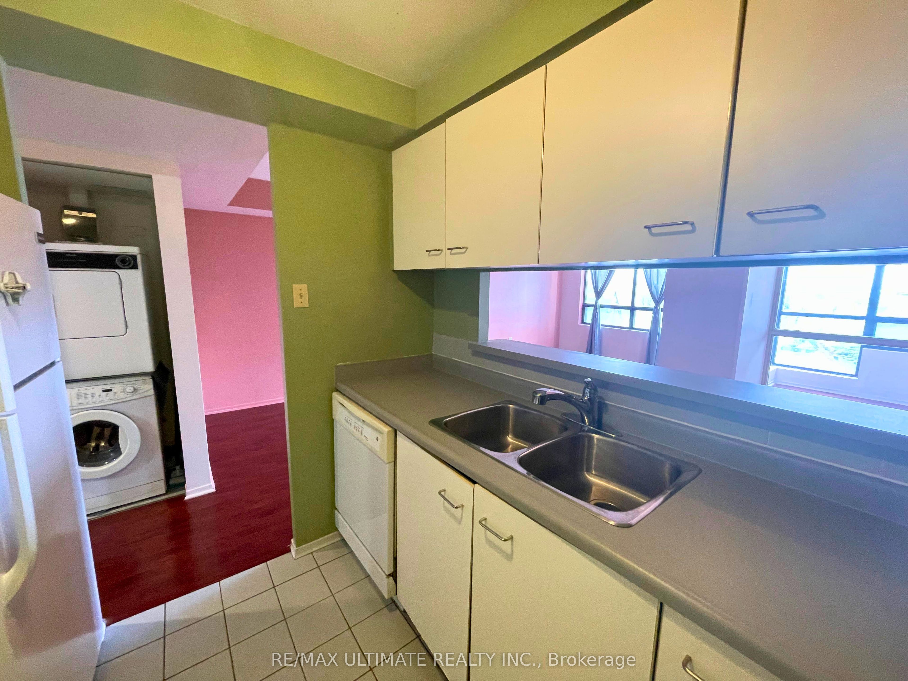 117 Gerrard Street E, #804