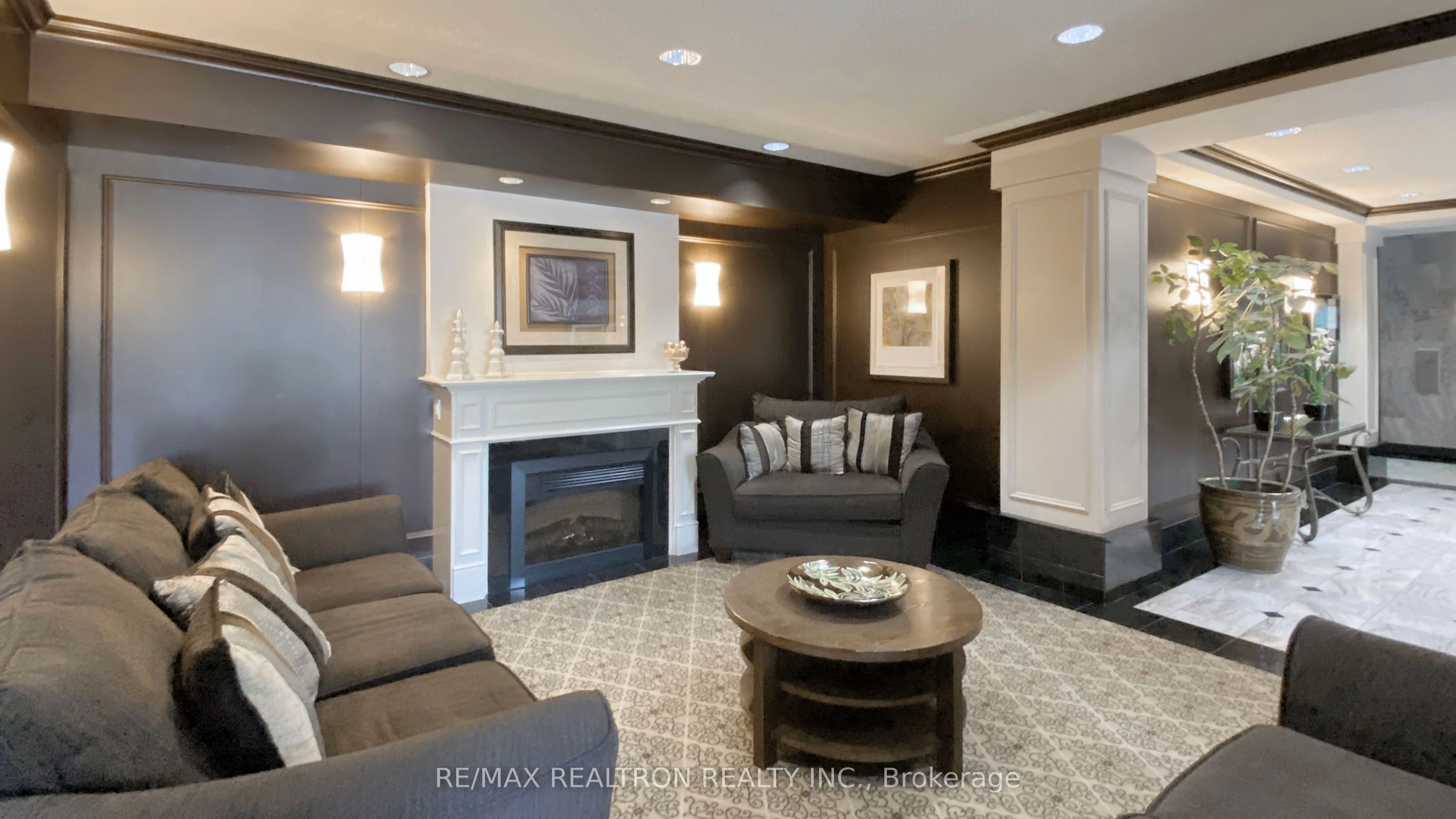 110 Promenade Circle S, #504
