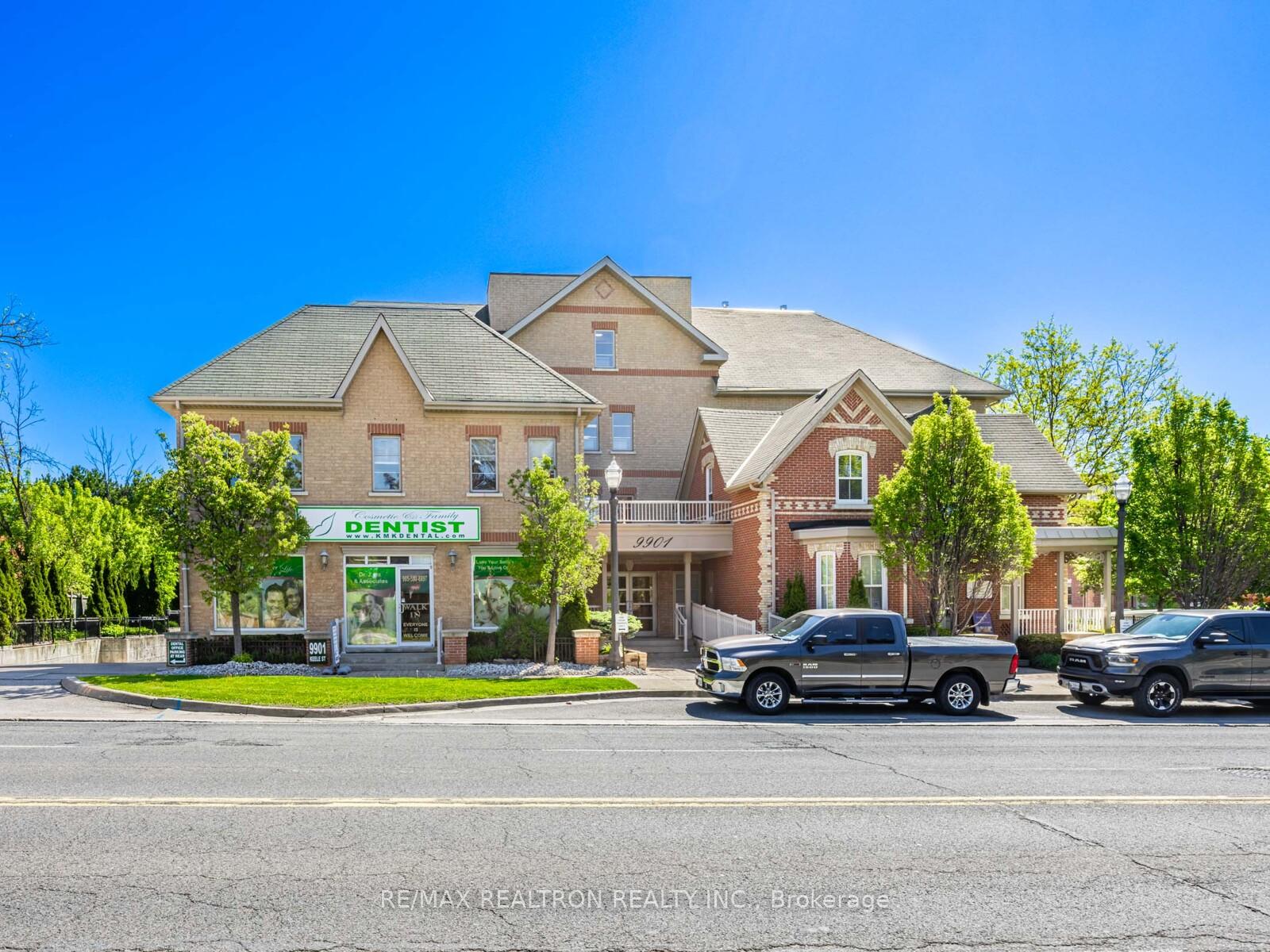 2 Bedrooms Condo at 9901 Keele, Vaughan For sale