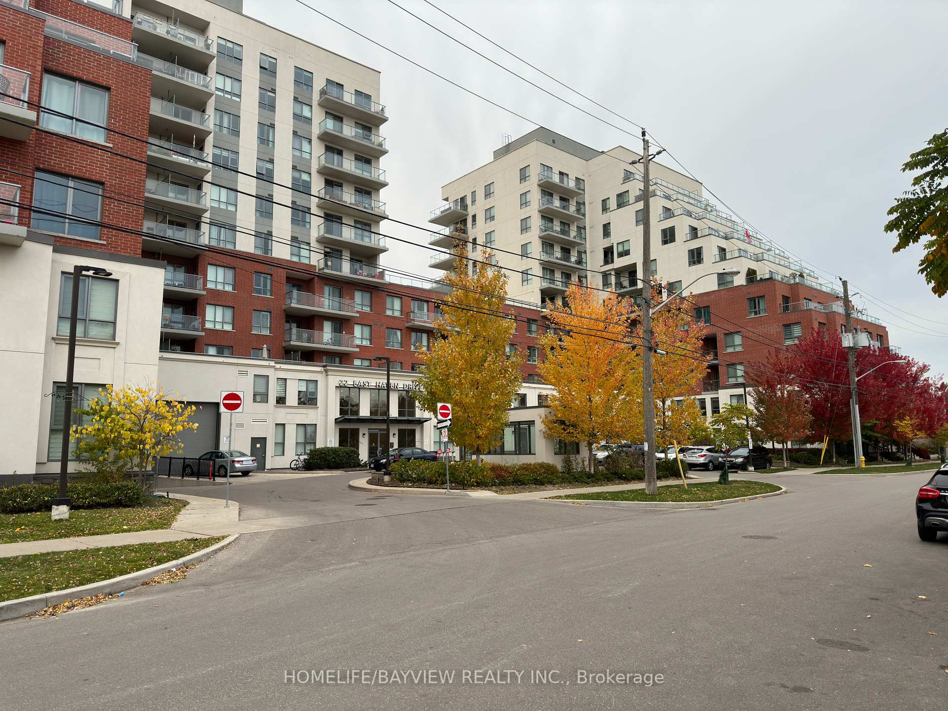 4 Bedrooms Condo at 22 East Haven,  Toronto For sale