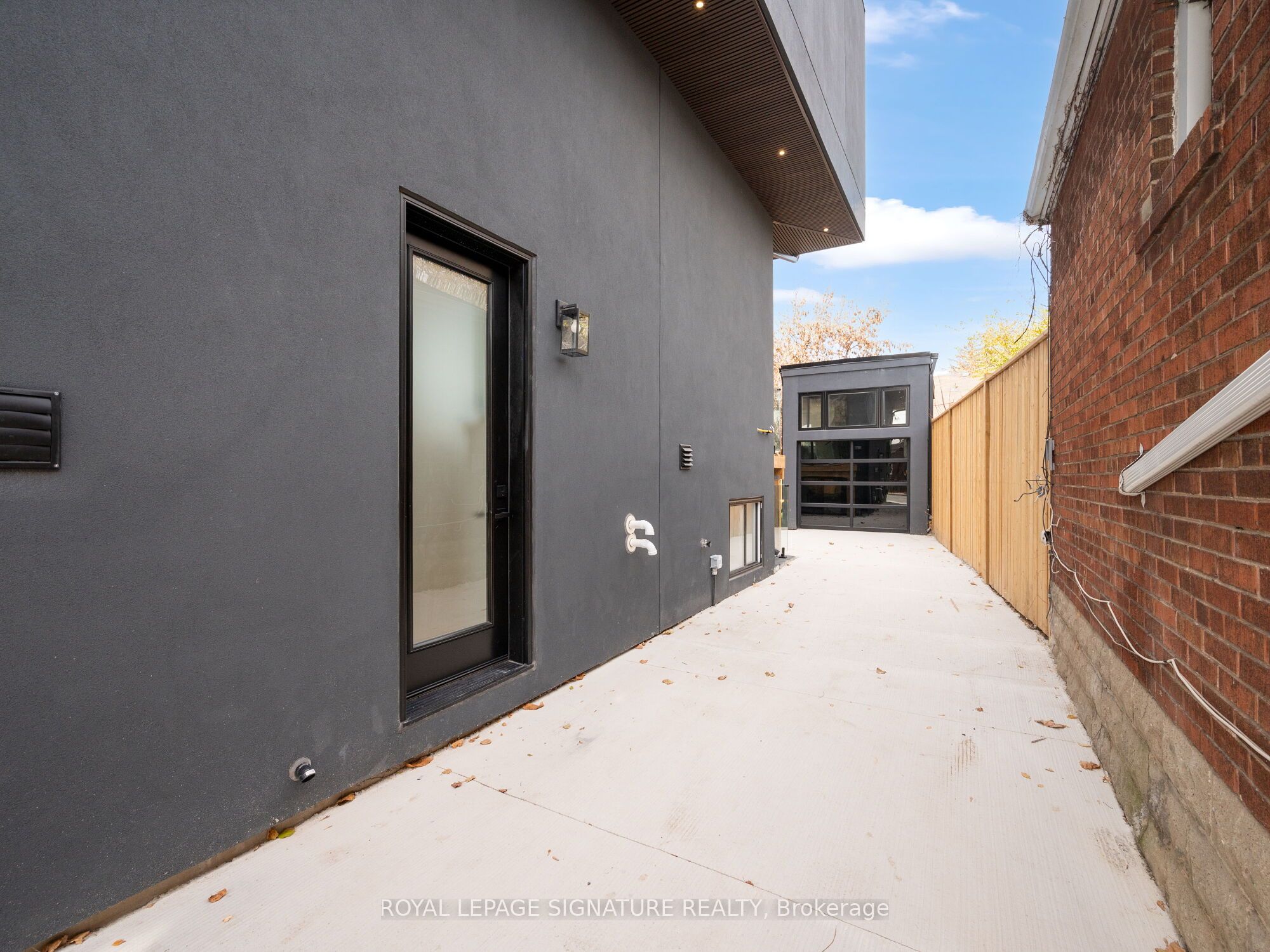 376 O'Connor Drive