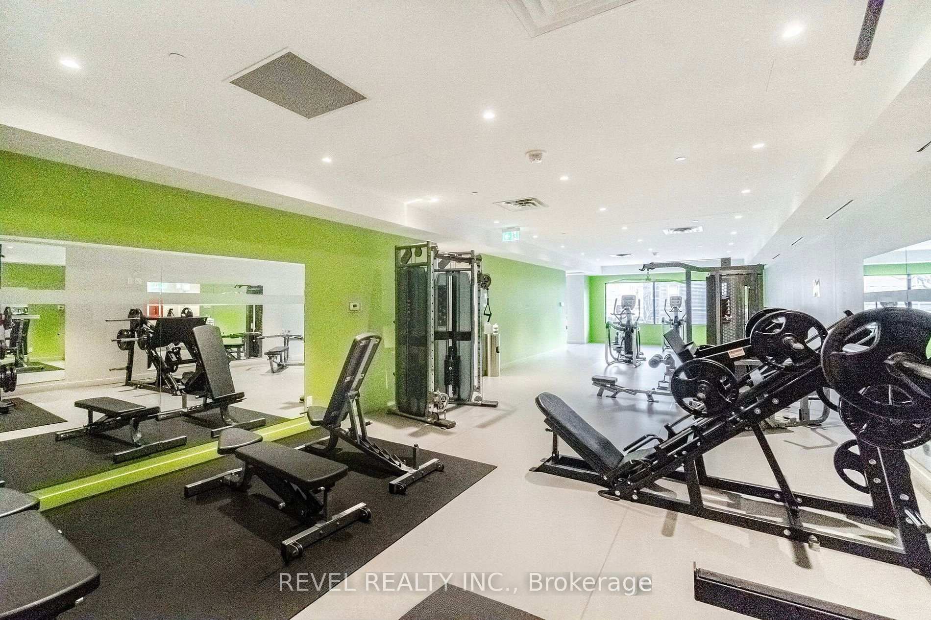 2 Bedrooms Condo at 55 Ontario, Toronto For sale
