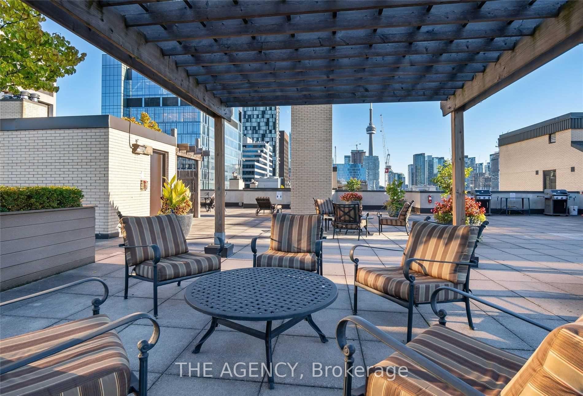 2 Bedrooms Condo at 211 St Patrick, Toronto For sale