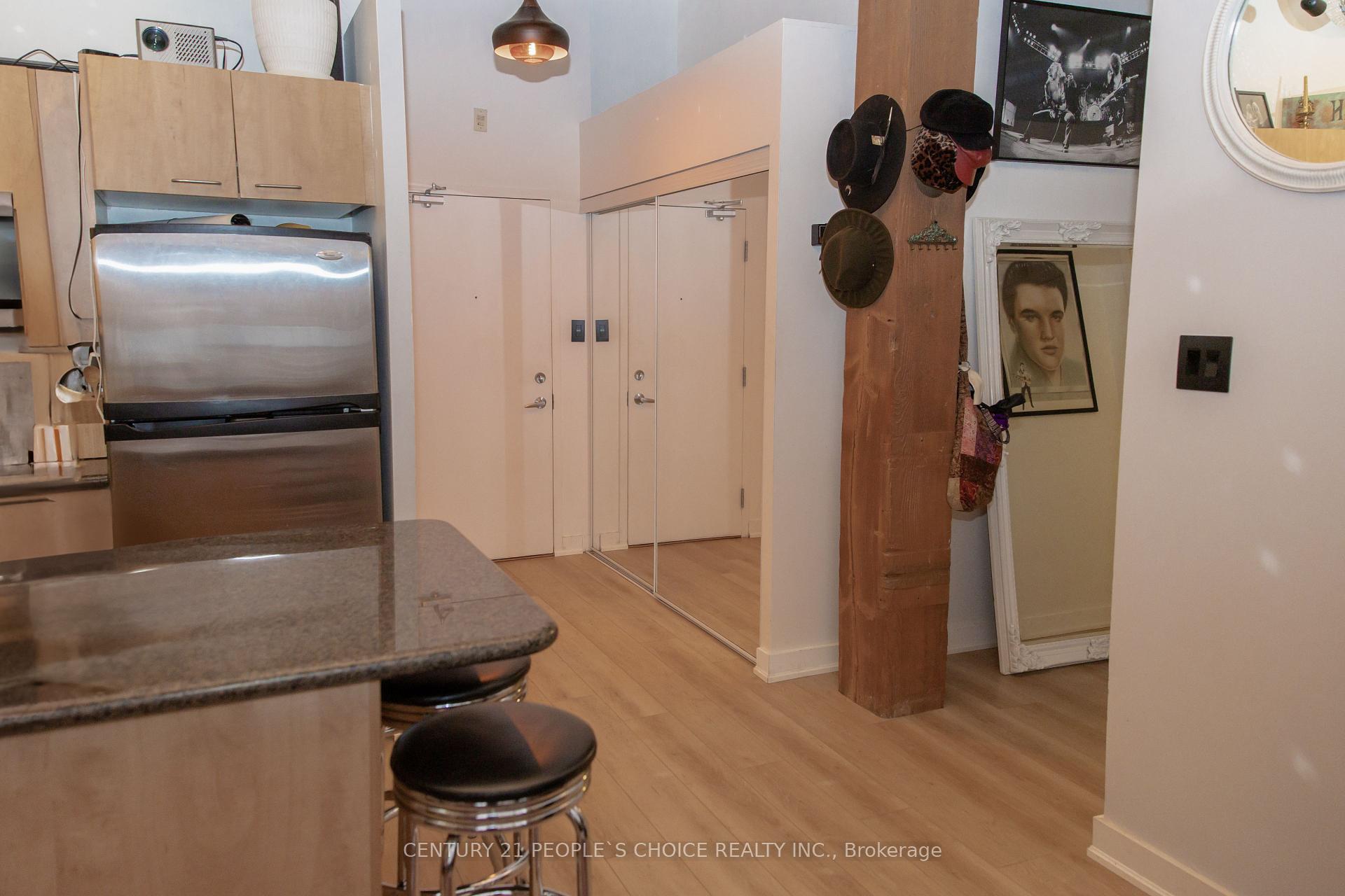 1 Bedroom Condo at 955 Queen,  Toronto For sale