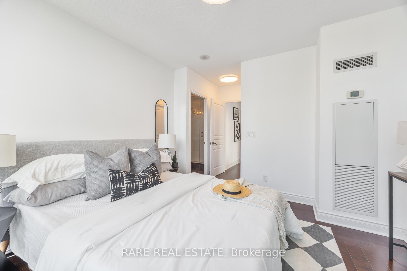2 Bedrooms Condo at 2230 Lake Shore, Toronto For sale