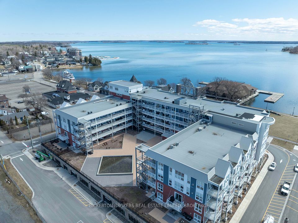 #212 - 130 Water Street, Gananoque, ON K7G 0A8