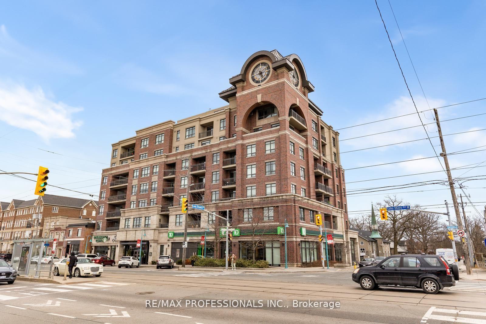 2 Bedrooms Condo at 3563 Lake Shore, Toronto For sale