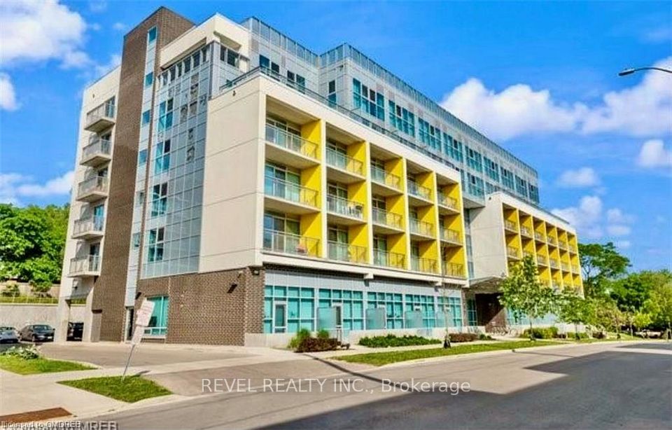 257 HEMLOCK
