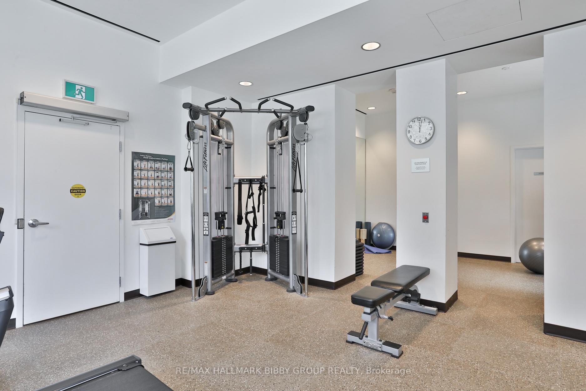 2 Bedrooms Co-op at 20 Avoca, Toronto For sale