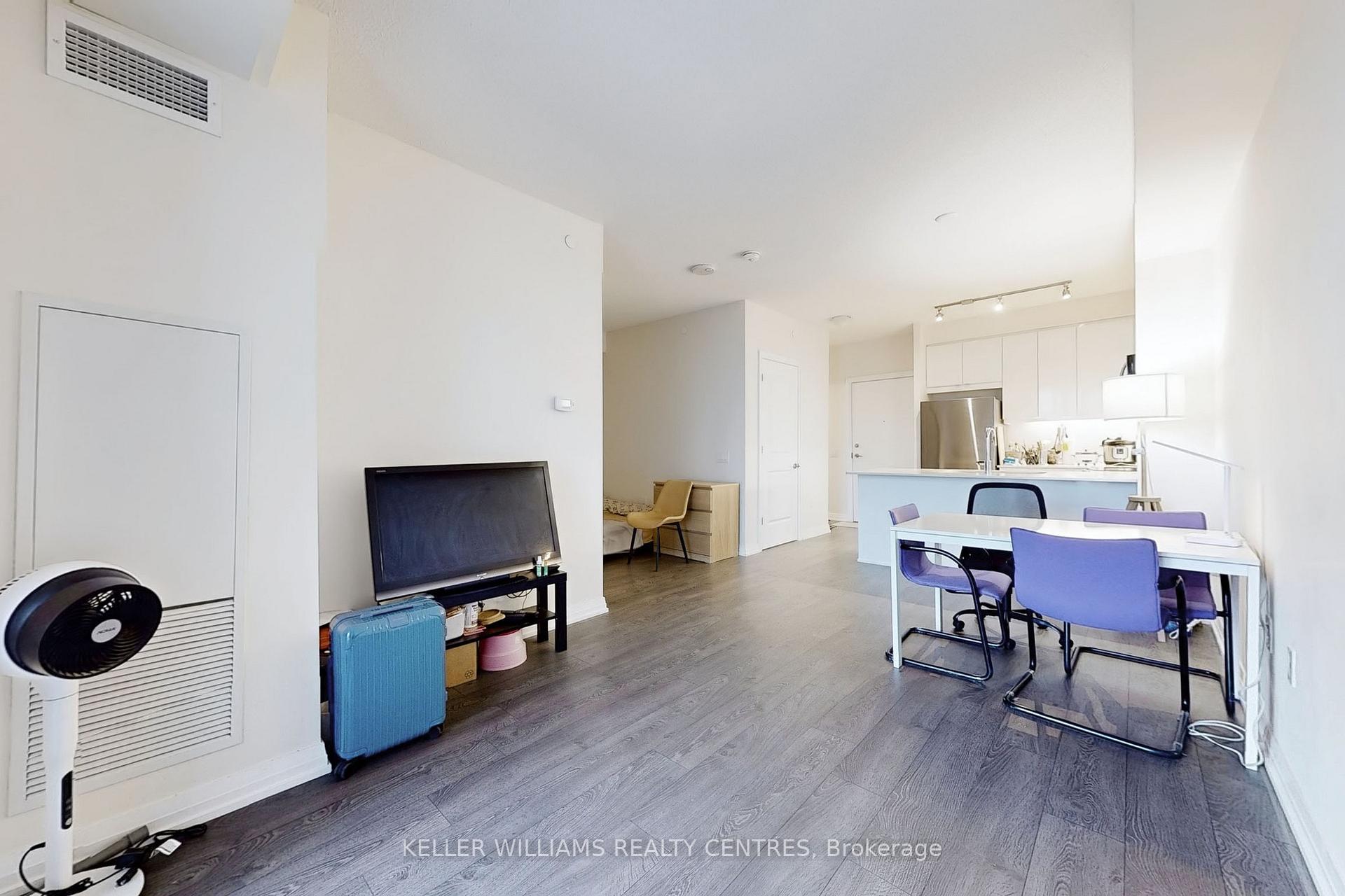 2 Bedrooms Condo at 50 Thomas Riley, Toronto For sale