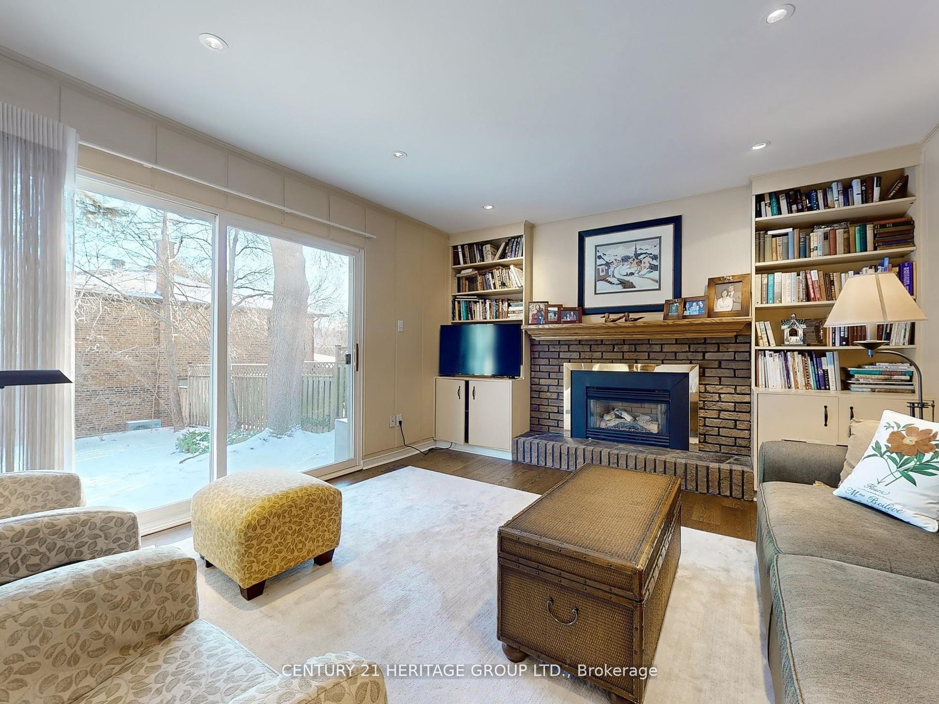 35 Forest Park Crescent