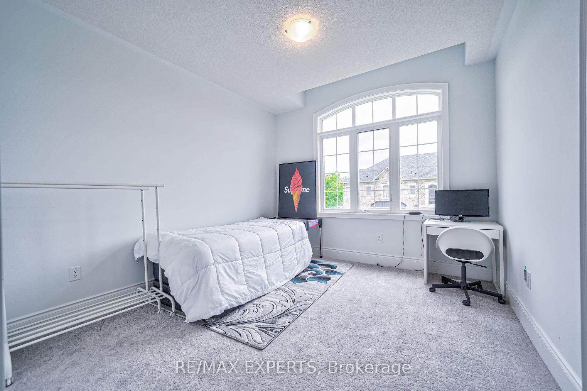 86 Conductor Avenue, #Main