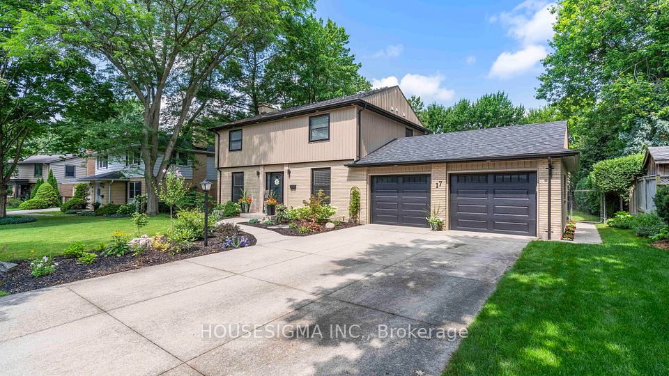 17 Hunt Village Crescent