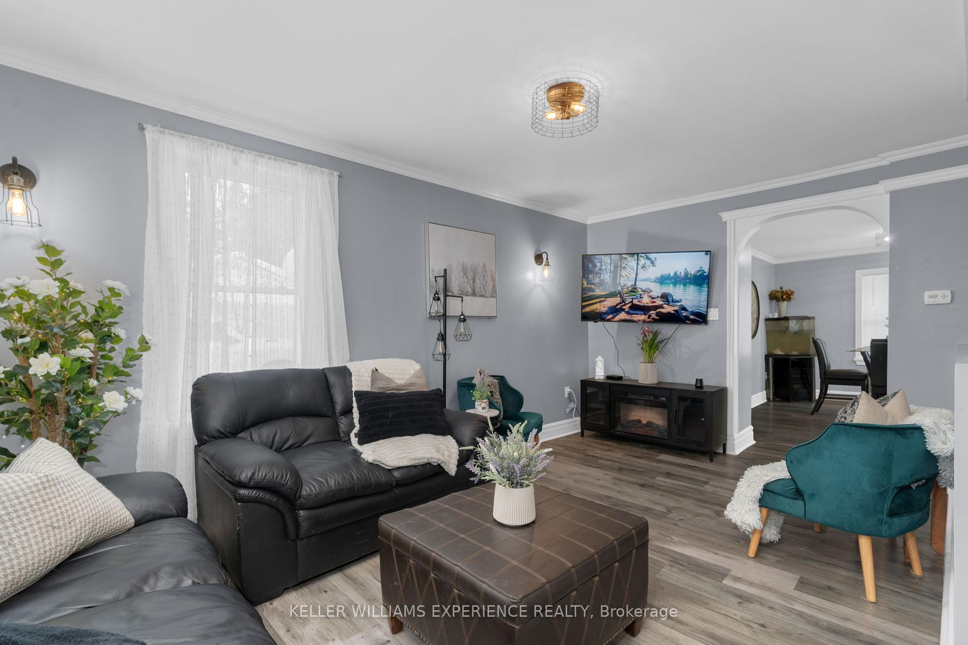 Photo of 57 WOODWARD Street, Bracebridge, ON P1L 1J8