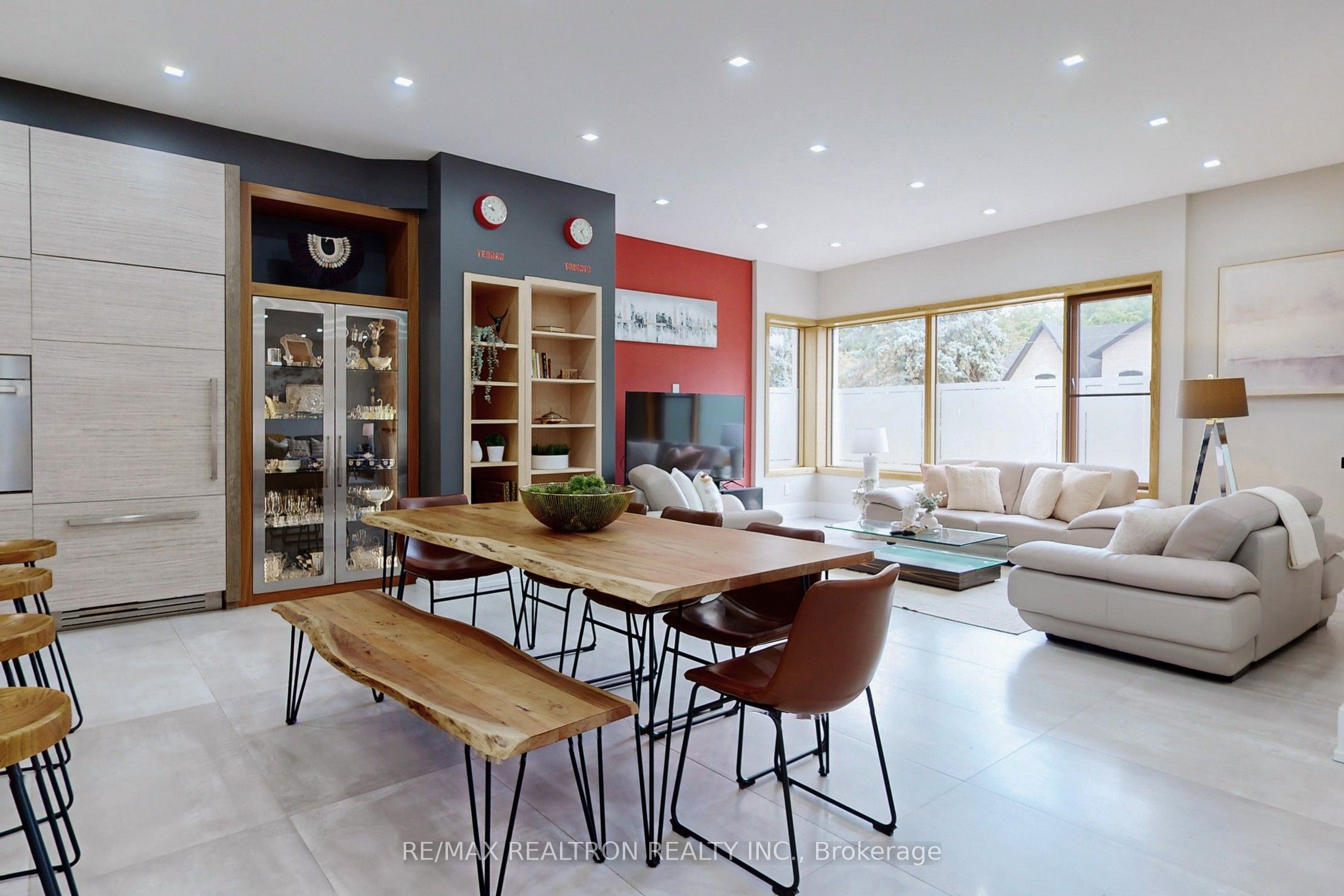 74 Leisure Lane
