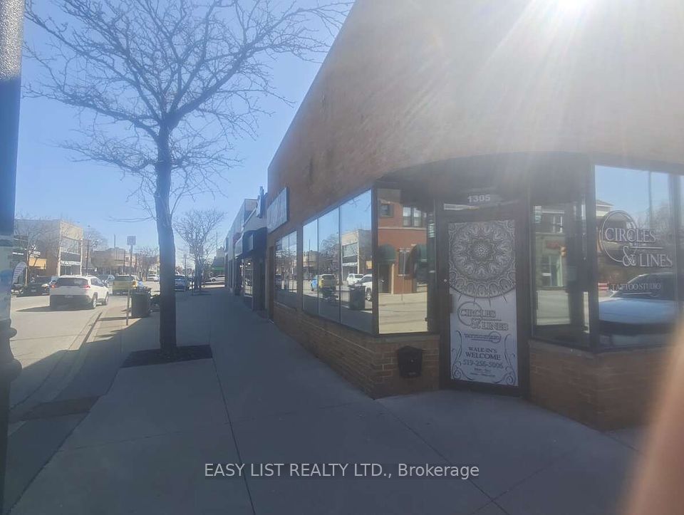 1311 Ottawa Street, Windsor, ON N8X 2E9
