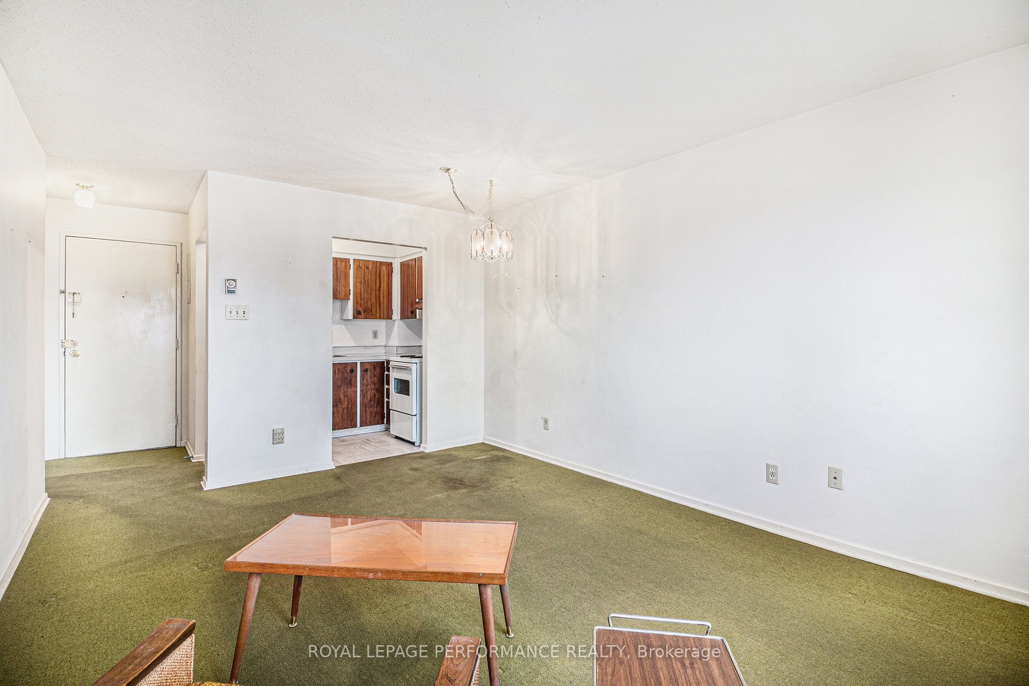 2044 Arrowsmith Drive, #204A
