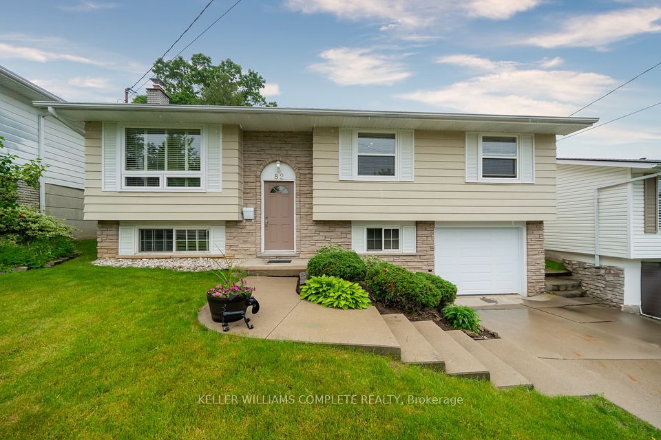 82 Bunker Hill