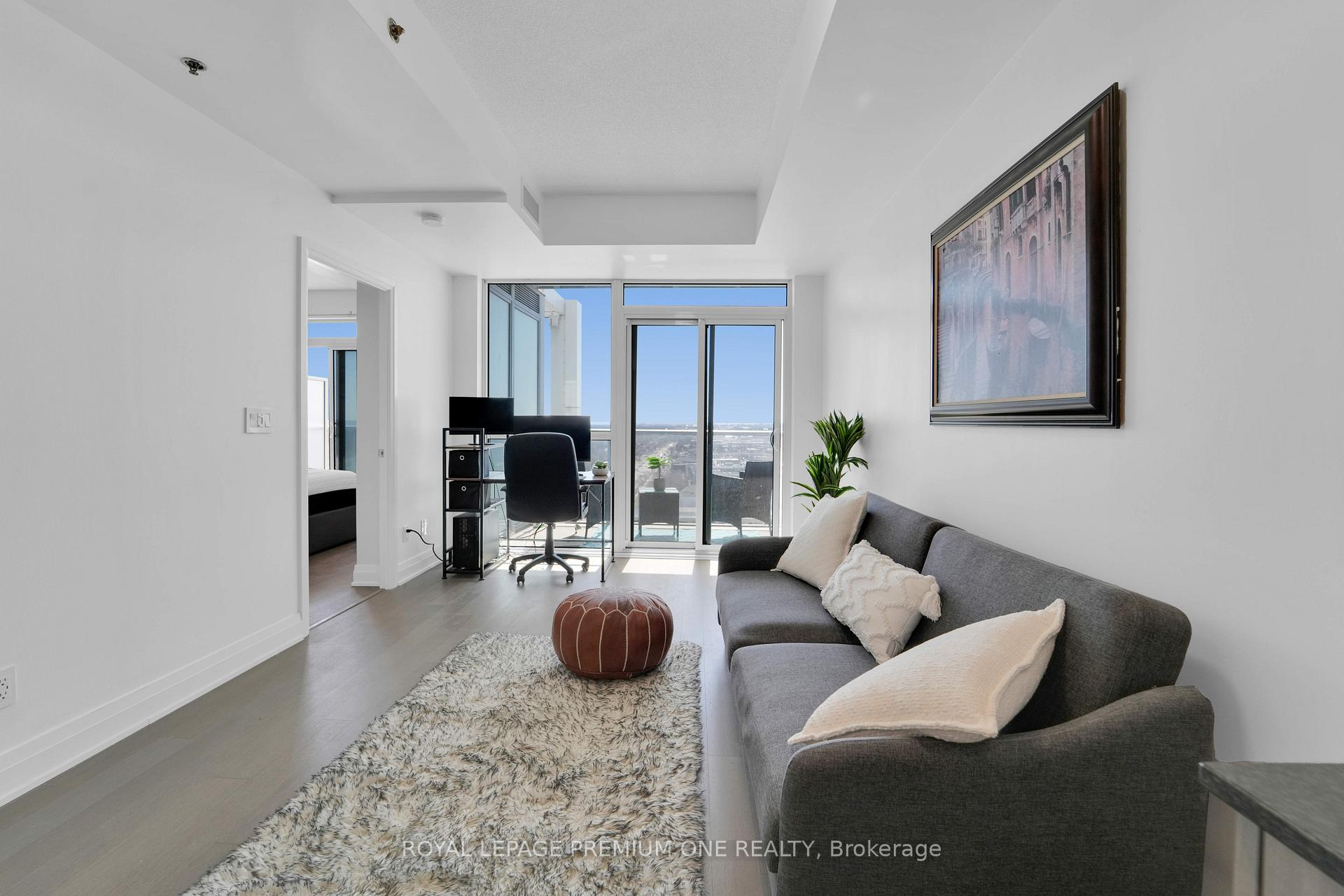 1 Bedroom Condo at 55 Speers, Oakville For sale