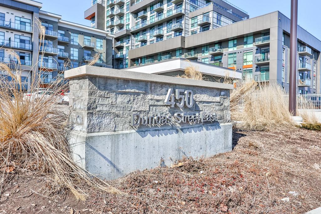 2 Bedrooms Condo at 450 Dundas,  Hamilton For sale