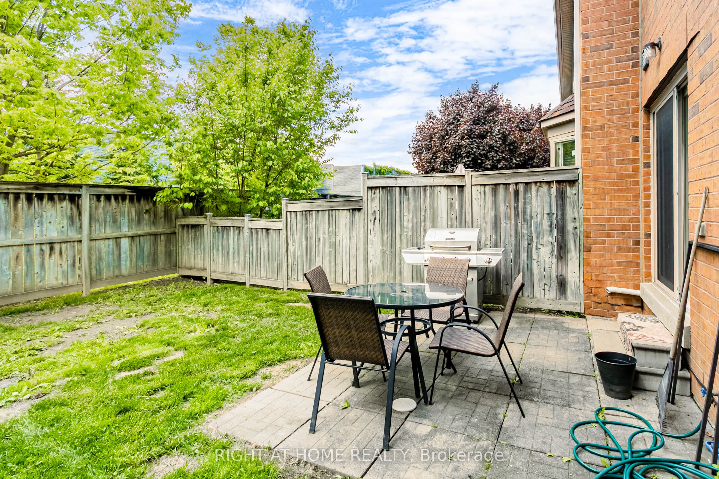 5223 Fairford Crescent, #67
