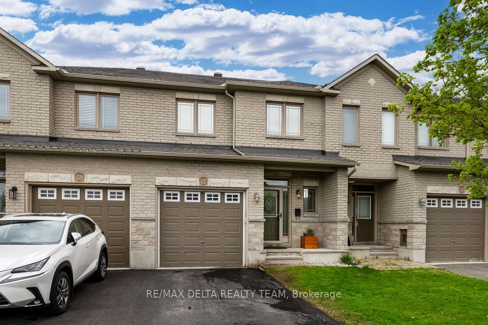 1521 Carronbridge