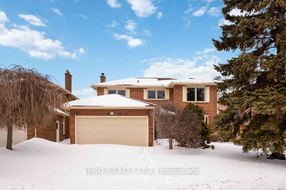 8 Belmont Court, Whitby, ON L1N 7Z8