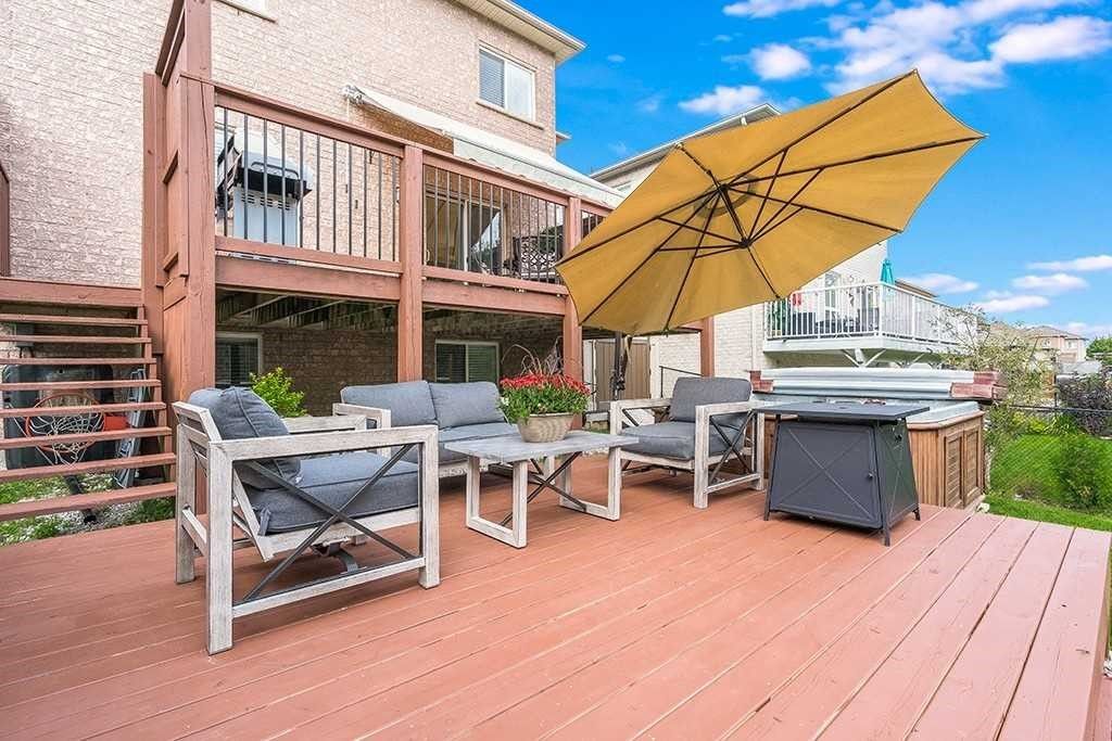 153 Loon Avenue