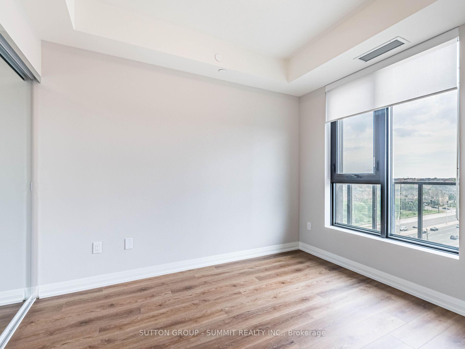 2 Bedrooms Condo at 3006 William Cutmore, Oakville For sale