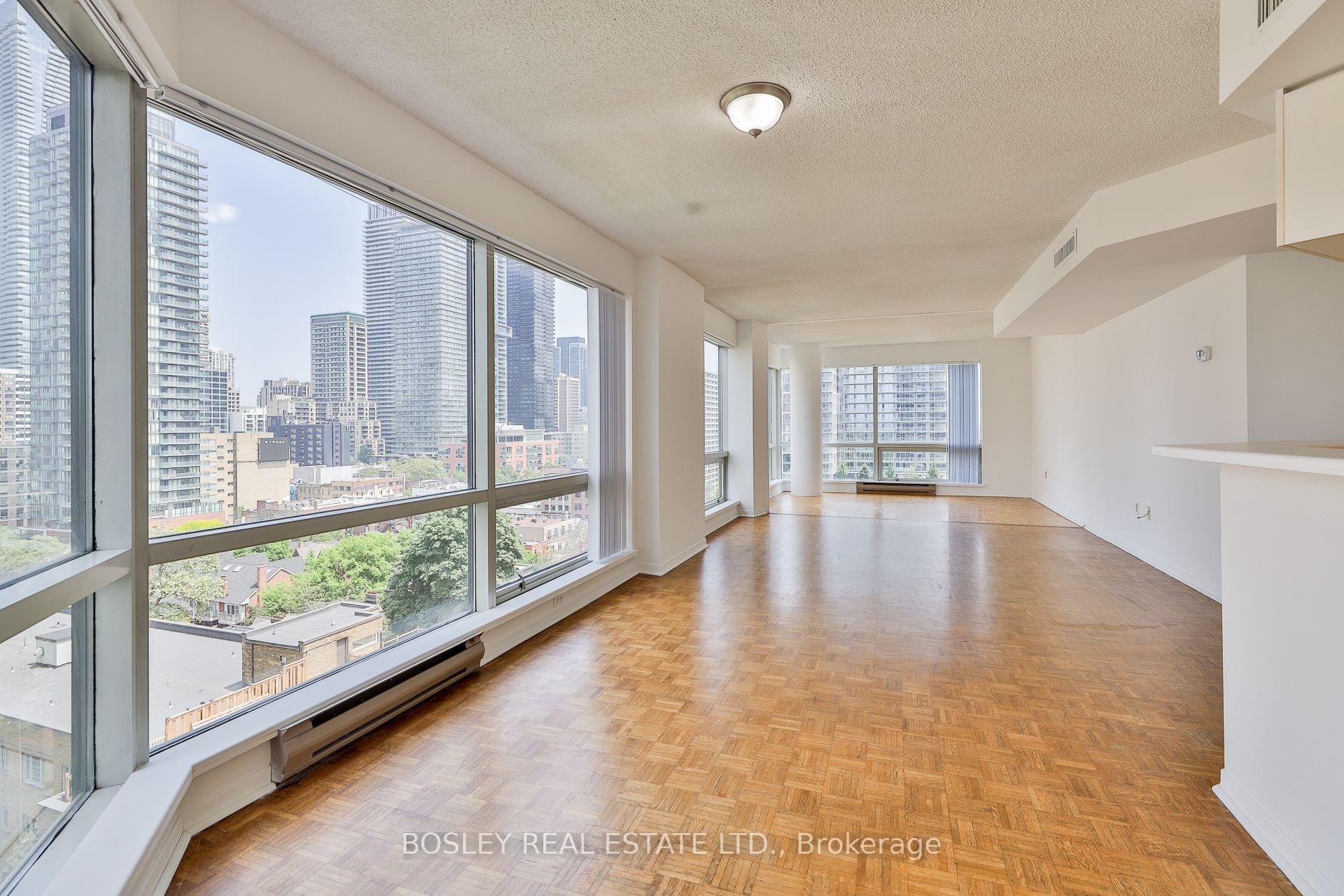 2 Bedrooms Condo at 1001 Bay, Toronto For sale