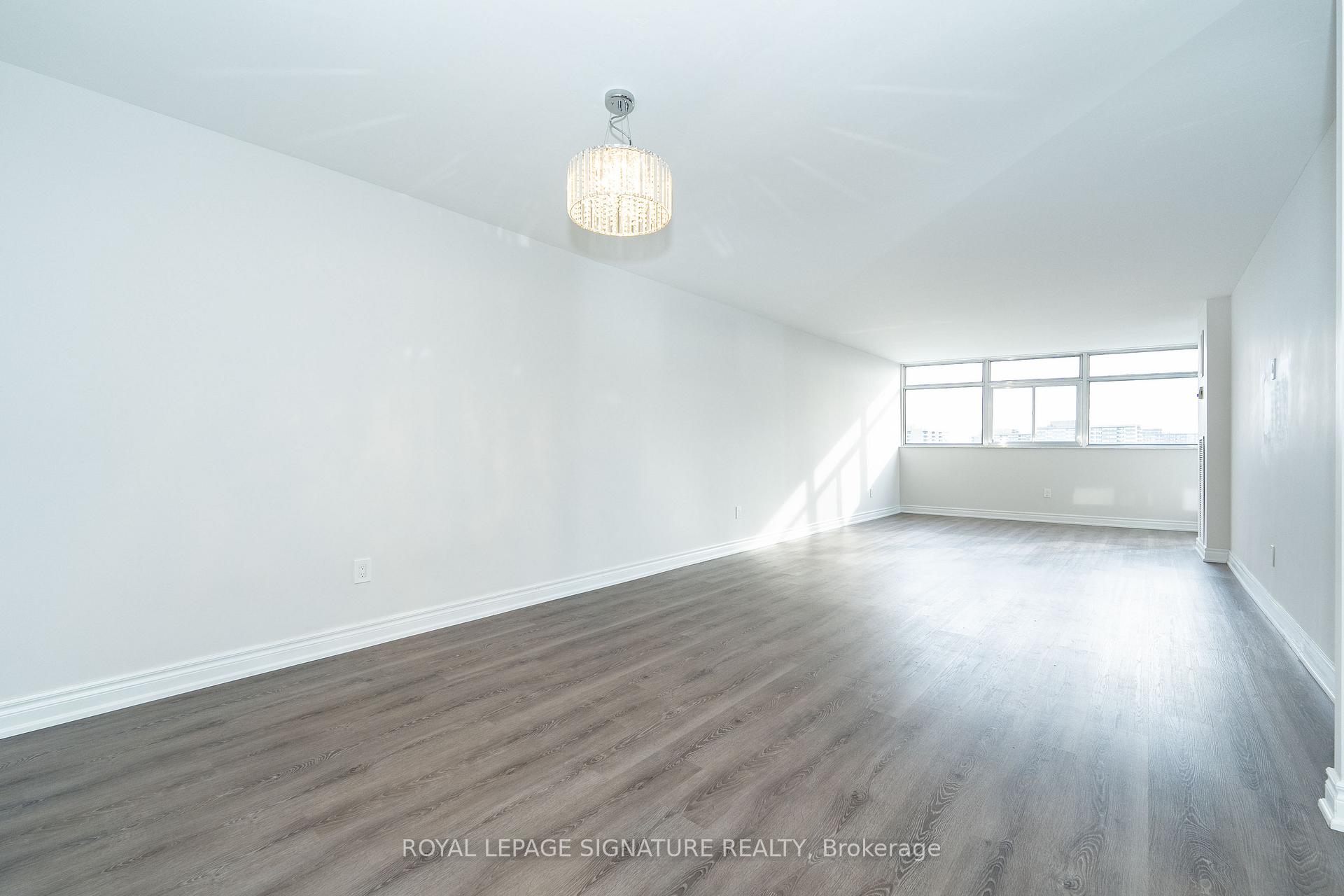 3 Bedrooms Condo at 3151 Bridletowne, Toronto For sale