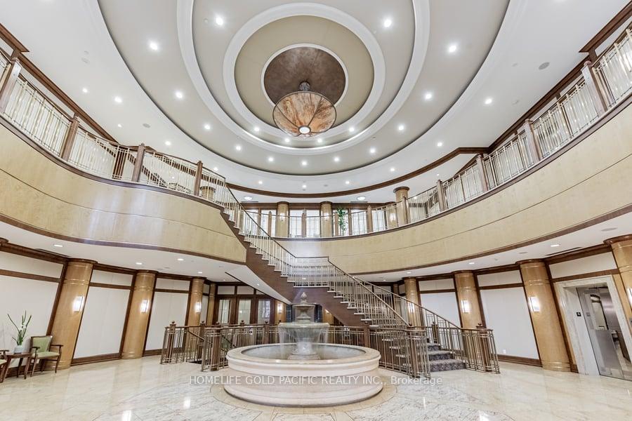 2 Bedrooms Condo at 78 Harrison Garden, Toronto For sale