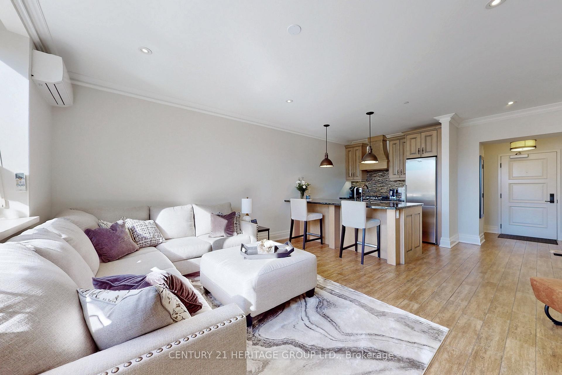 2 Bedrooms Condo at 397 King,  Hamilton For sale