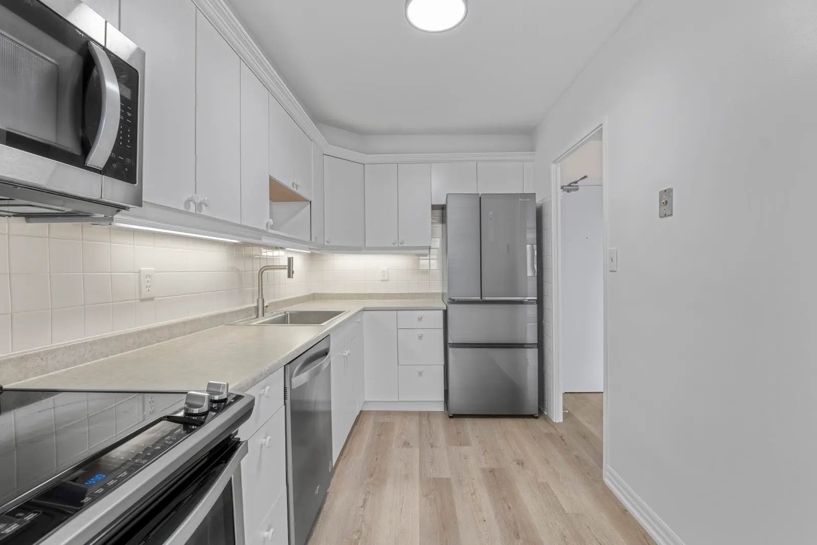 1 Massey Square 2718