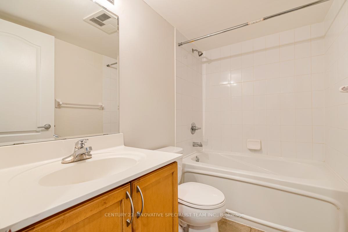 2 Bedrooms Condo at 4080 Living Arts,  Mississauga For sale