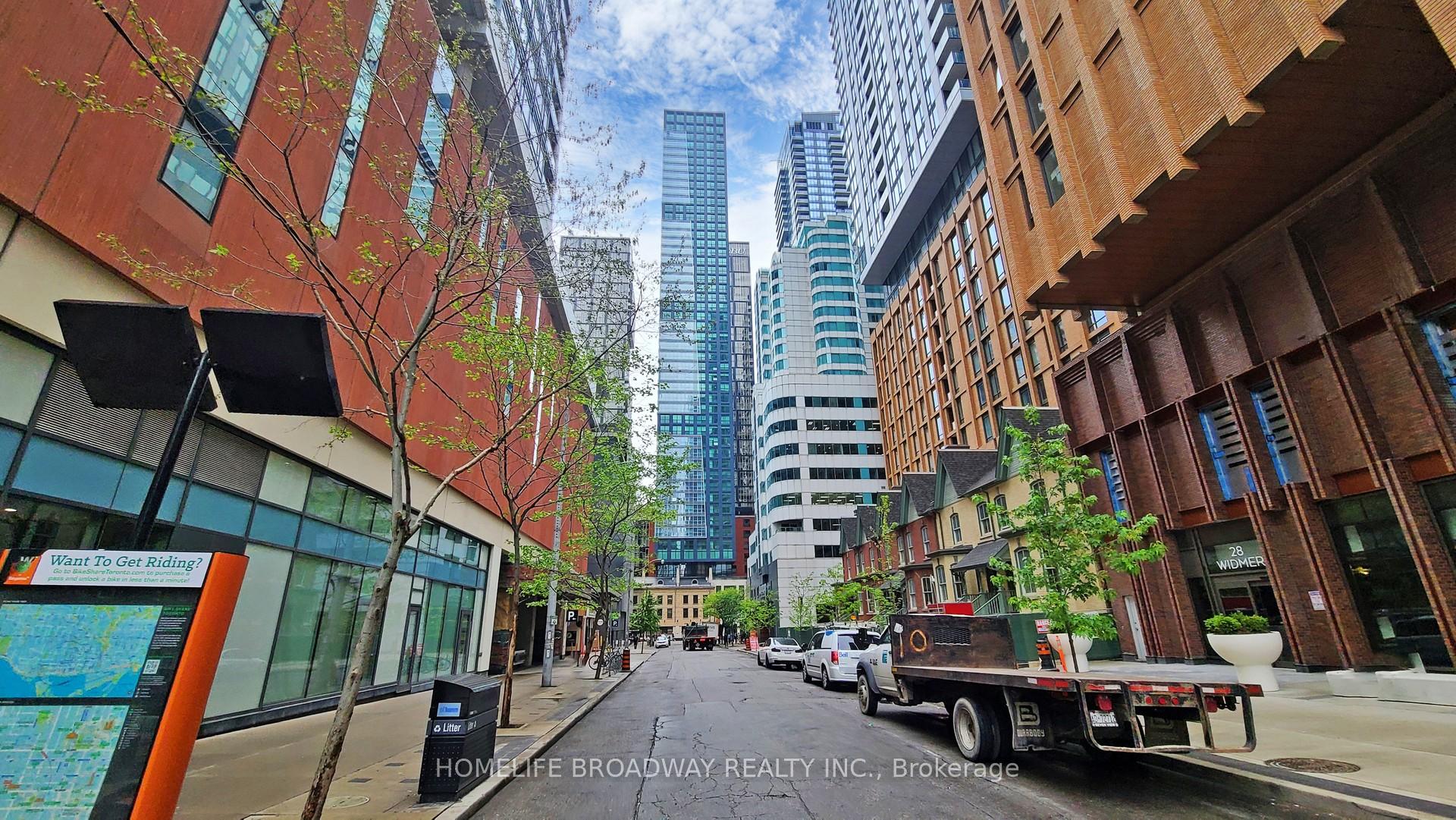 1 Bedroom Condo at 327 King, Toronto For sale