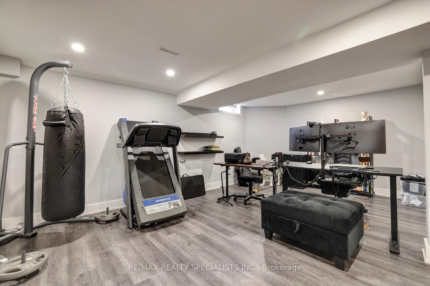 3 Bedrooms Condo at 3265 South Millway, Mississauga For sale